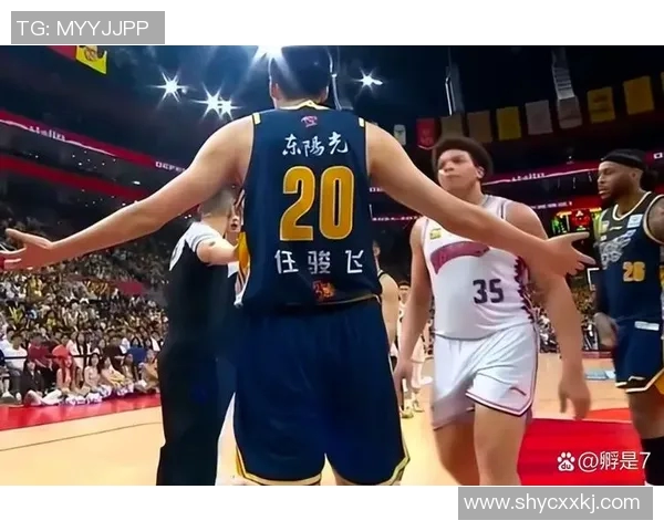 吴冠希的篮球之路:从青涩少年到CBA明星球员的成长历程